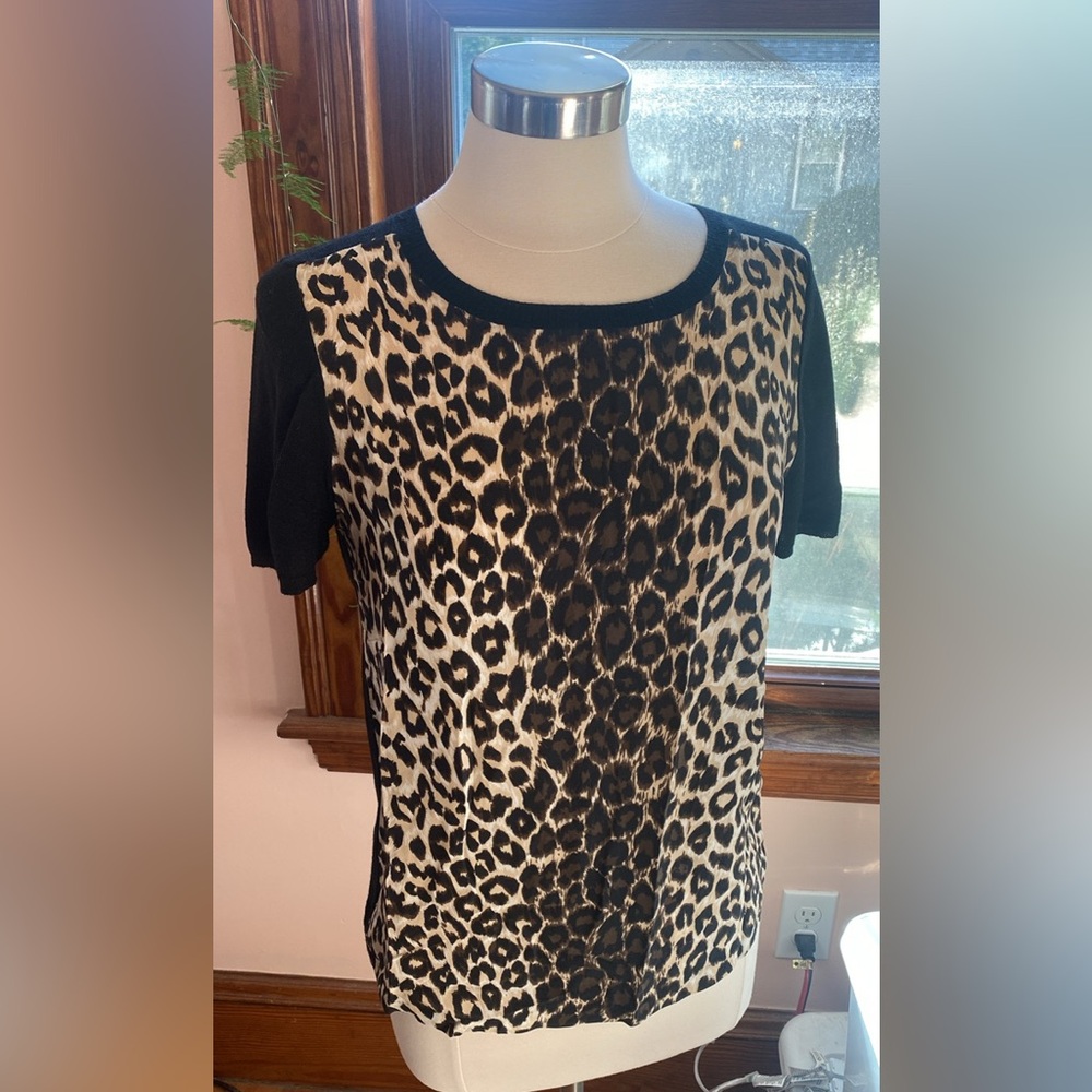 Maje sweater. Never worn.Wool & Viscose. Back zipper. Size M/ EU 3. Great deal!